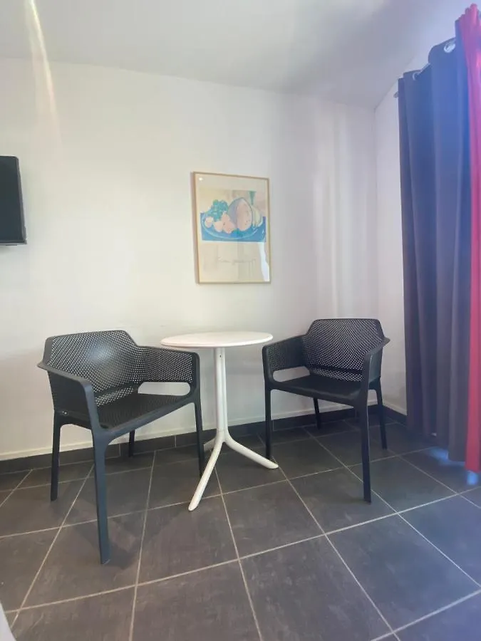 Aparthotel Le Mas De L'Orangerie 3 Etoiles Gréoux-les-Bains