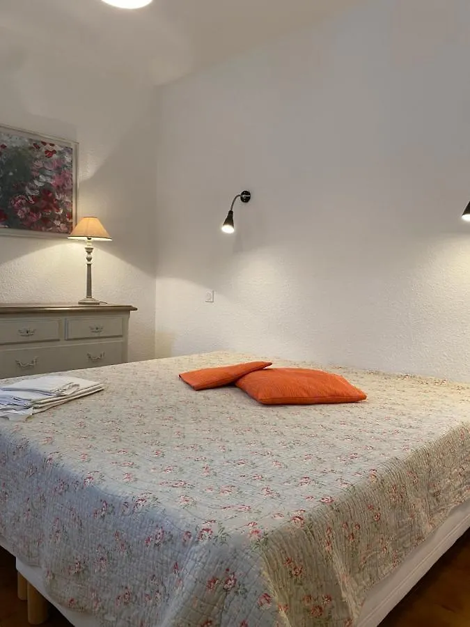 Aparthotel Le Mas De L'Orangerie 3 Etoiles Greoux-les-Bains France